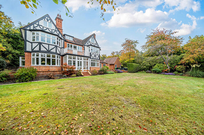 7 Bedroom Detached House For Sale In London Road, Camberley, Surrey, GU15