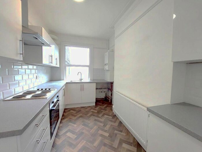 1 Bedroom Flat To Rent In Queens Road, Broadstairs, CT10