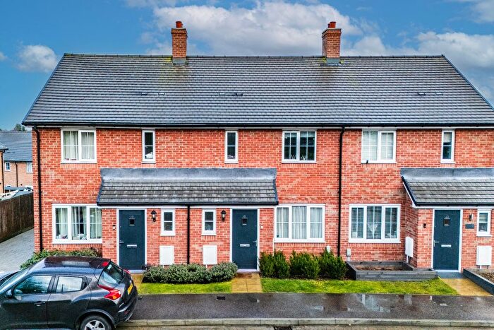 3 Bedroom Terraced House For Sale In Field Lane, Gravesend, Kent, DA11