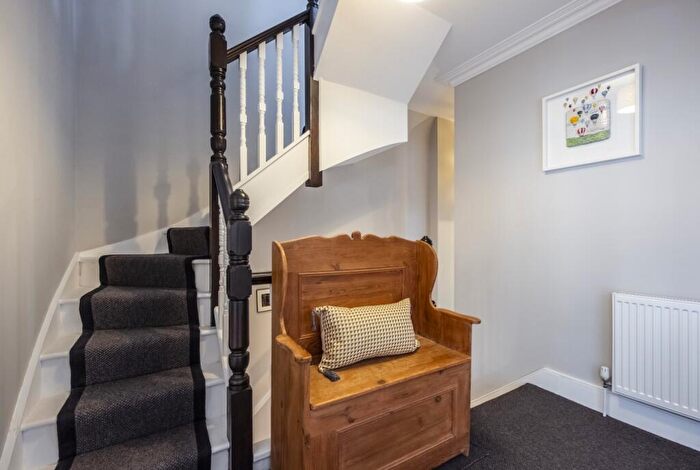 5 Bedroom Terraced House To Rent In Warner Road, London, N8