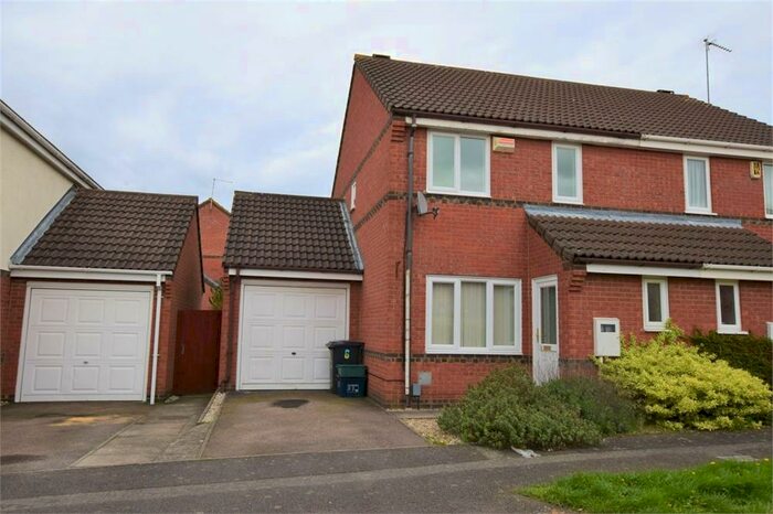 3 Bedroom Semi-Detached House To Rent In Granary Road, Northampton, NN4