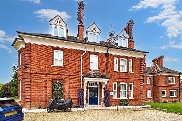 2 Bedroom Flat For Sale In Lodge Road, Feltwell, IP26