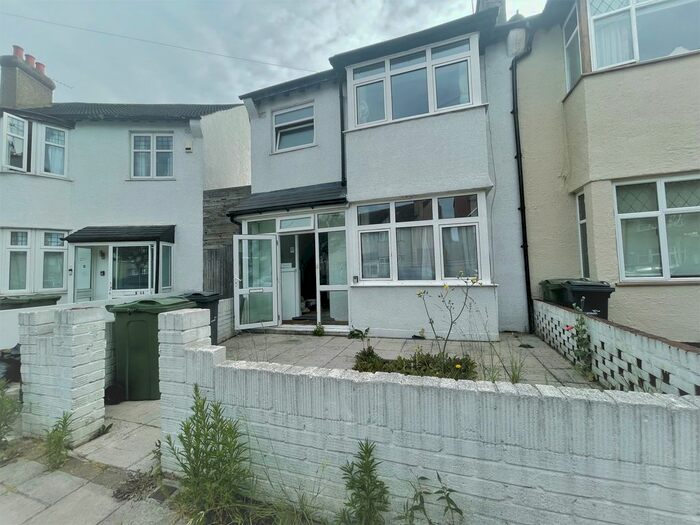 3 Bedroom Terraced House To Rent In Aberfoyle Road, Streatham Common, SW16