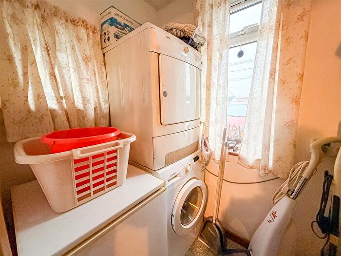 2 Bedroom Detached Bungalow For Sale In Sea Crescent, Jaywick, Essex, CO15