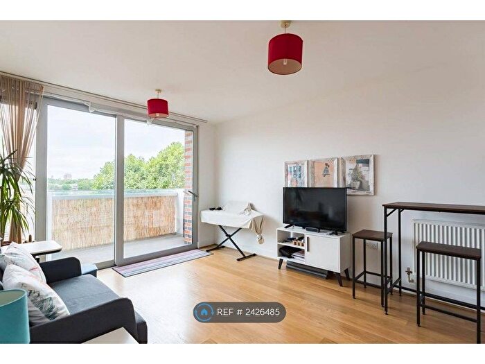 1 Bedroom Flat To Rent In Bow, London, E3