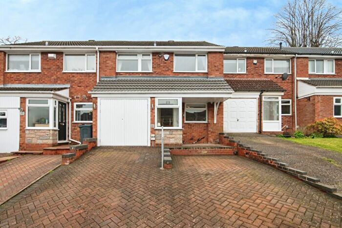 3 Bedroom Terraced House For Sale In Croyde Avenue, Birmingham, B42