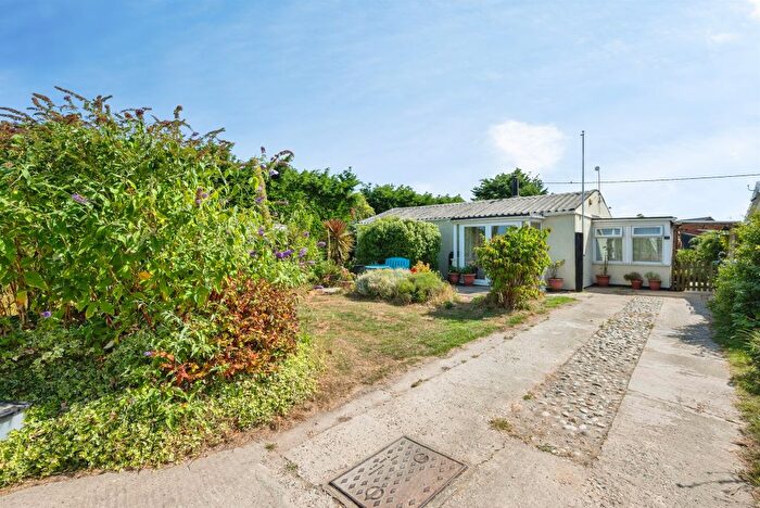 2 Bedroom Detached Bungalow For Sale In Cross Lane, Eccles-On-Sea, Norwich, NR12