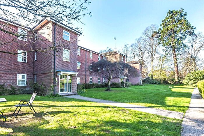 2 Bedroom Apartment To Rent In Armadale Court, Westcote Road, Reading, Berkshire, RG30