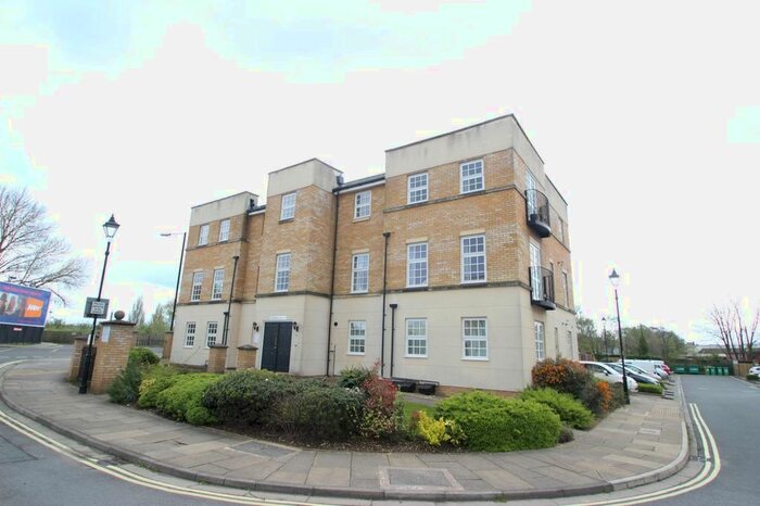 2 Bedroom Flat To Rent In Phoenix Boulevard, York, North Yorkshire, Uk, YO26
