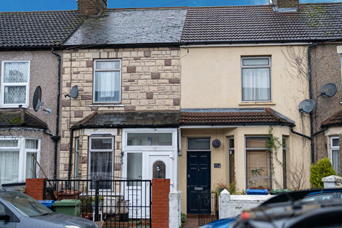 3 Bedroom Terraced House To Rent In Kent Road, Grays, RM17