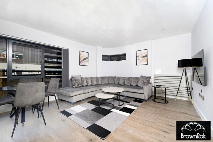 2 Bedroom Apartment To Rent In The Hyde, London, NW9