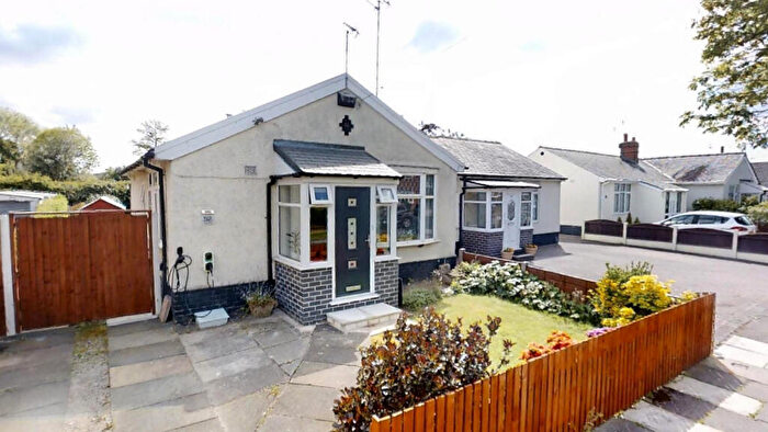2 Bedroom Bungalow To Rent In Trevor Road, Manchester, M41