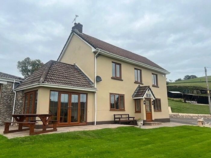 5 Bedroom Property To Rent In Southleigh, Colyton, EX24