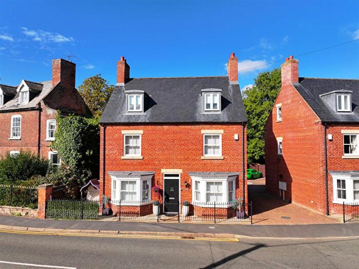 4 Bedroom Detached House For Sale In Church Street, Donington, Spalding, PE11