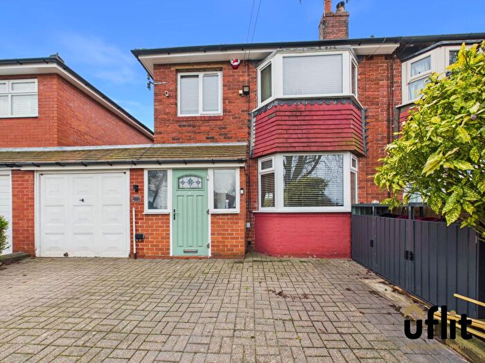 3 Bedroom Semi Detached House For Sale In Aughton Lane, Sheffield, S26