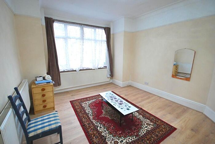 4 Bedroom Semi Detached House To Rent In Bowrons Avenue, Wembley, HA0
