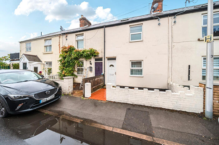2 Bedroom Terraced House To Rent In Jubilee Road, Newbury, RG14