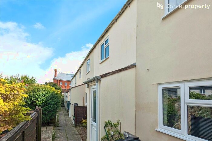 1 Bedroom Terraced House To Rent In Colliton Street, Dorchester, Dorset, DT1