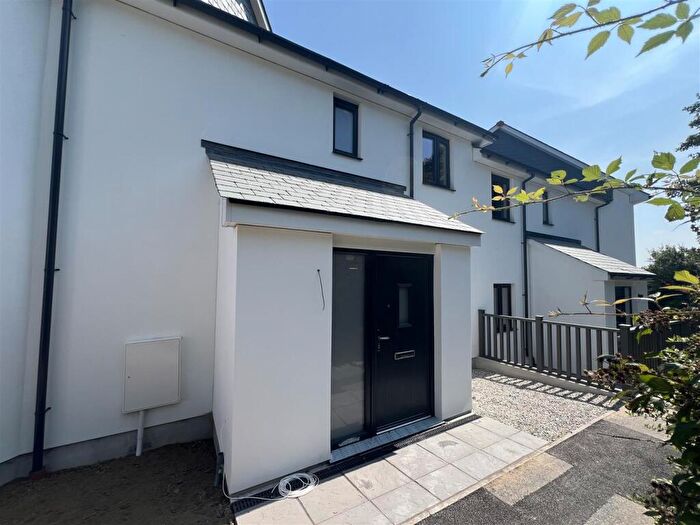 3 Bedroom Terraced House For Sale In St Michaels Way, Roche, PL26