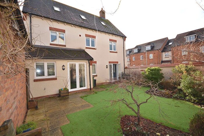 5 Bedroom Detached House For Sale In Cotts Field, Haddenham, HP17