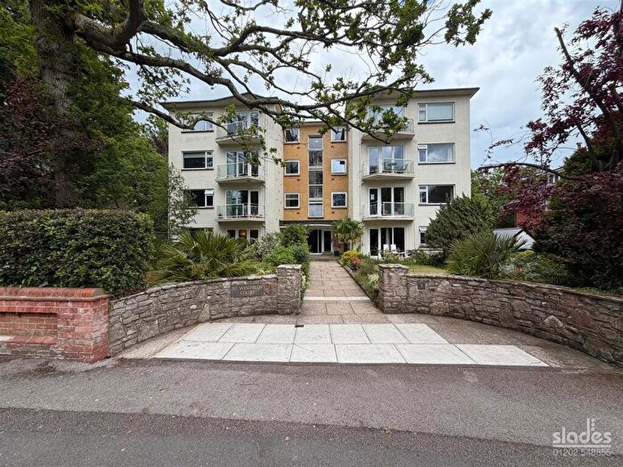 2 Bedroom Flat For Sale In St. Winifreds Road, Meyrick Park, Bournemouth, BH2