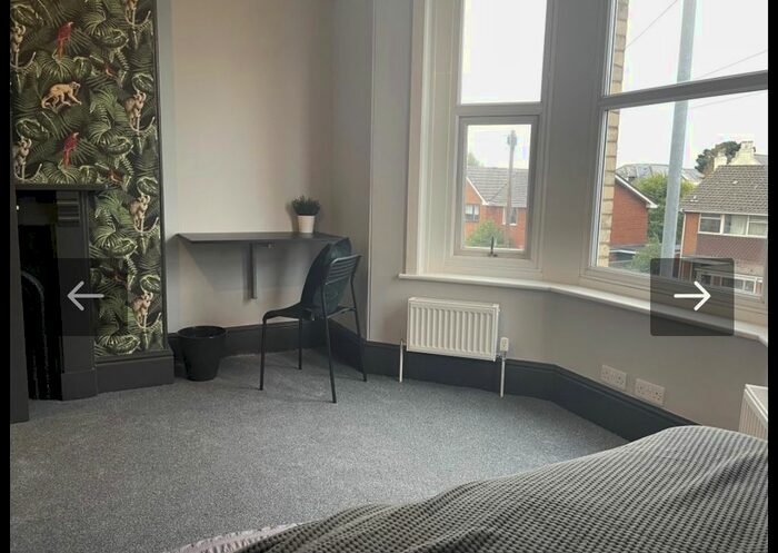 6 Bedroom Terraced House To Rent In Barrack Road, Exeter, EX2