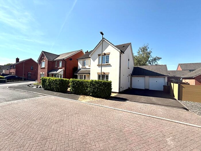 4 Bedroom Detached House For Sale In Elderberry Way, Cullompton, EX15