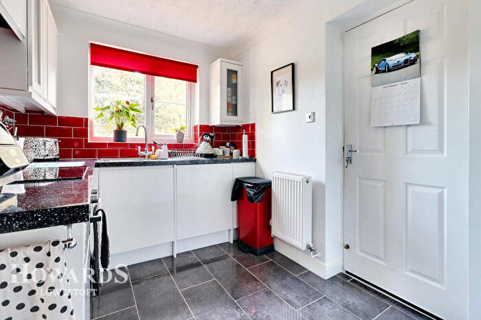 3 Bedroom Detached House For Sale In Keel Close, Carlton Colville, NR33