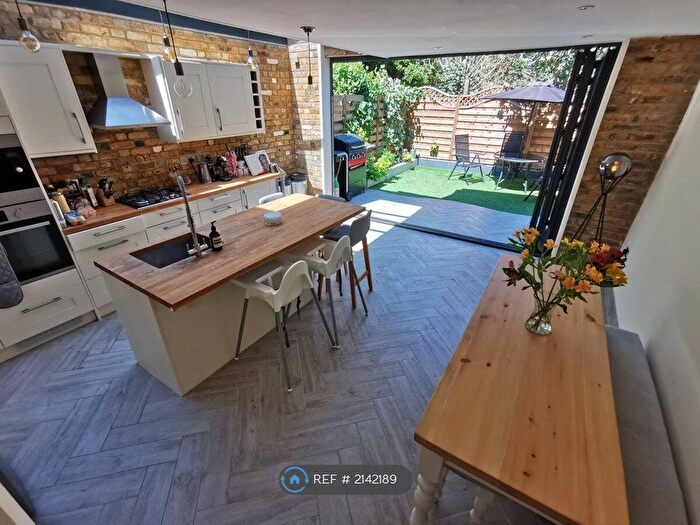 3 Bedroom Terraced House To Rent In Mauleverer Road, London, SW2