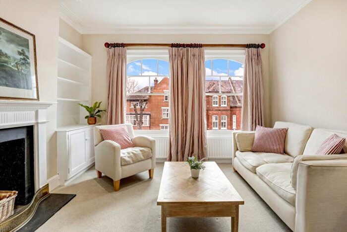 2 Bedroom Flat To Rent In Cambridge Road, London, SW11
