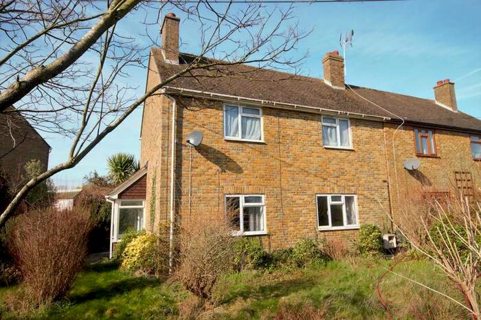 3 Bedroom Semi-Detached House For Sale In Neames Forstal, Selling, Faversham, ME13