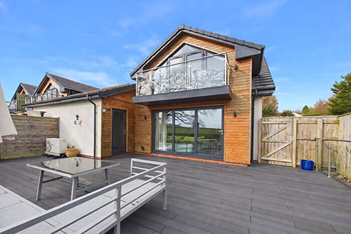 2 Bedroom Link Detached House For Sale In Meadow View, Bridgerule, Holsworthy, EX22