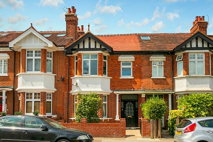 3 Bedroom Terraced House To Rent In Manor Road, Richmond, TW9