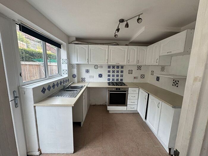 3 Bedroom Terraced House To Rent In Longfield Road, Dover, Kent, CT17