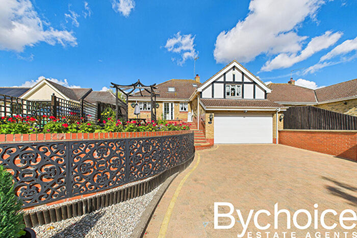 4 Bedroom Detached Bungalow For Sale In Hanchett End, Haverhill, CB9