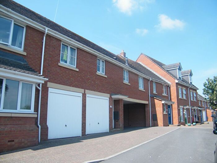 2 Bedroom Property To Rent In Powlesland Road, Exeter, EX2