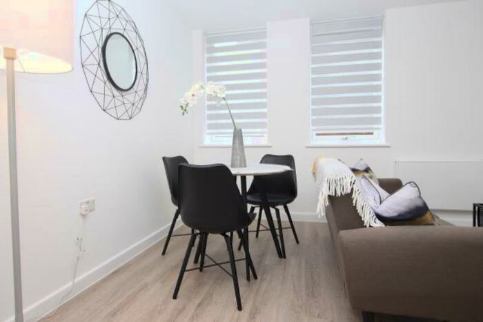 1 Bedroom Apartment To Rent In Clifton House, Broadway, Peterborough, PE1