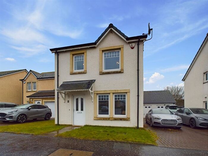 3 Bedroom Detached House For Sale In Clunie Way, Stanley, PH1