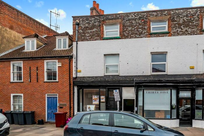 2 Bedroom Apartment To Rent In Castle Street, Reading, RG1