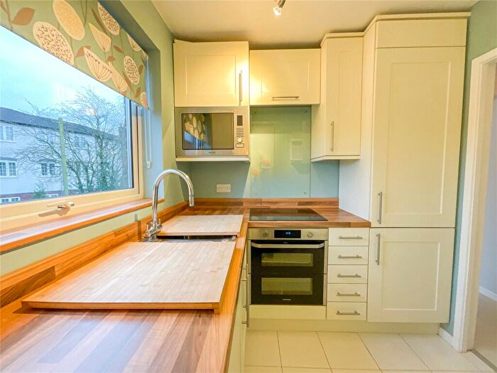 2 Bedroom Apartment To Rent In Walsall Road, Sutton Coldfield, West Midlands, B74