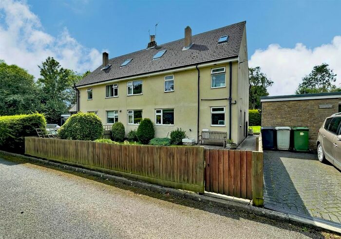 5 Bedroom Semi-Detached House For Sale In Tixover Grange, Tixover, Stamford, PE9
