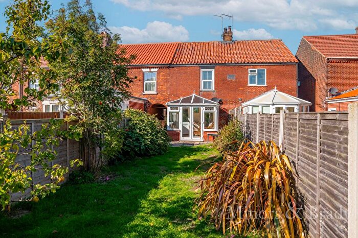 3 Bedroom Terraced House For Sale In Old Chapel Road, Winterton-On-Sea, NR29