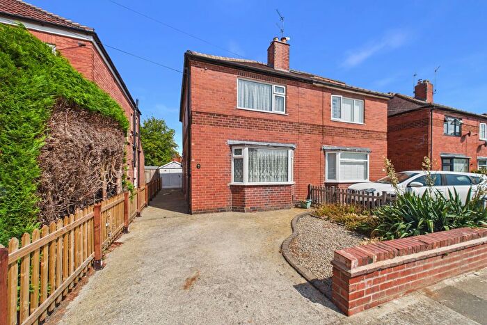 3 Bedroom Semi Detached House To Rent In Danum Road, York, YO10