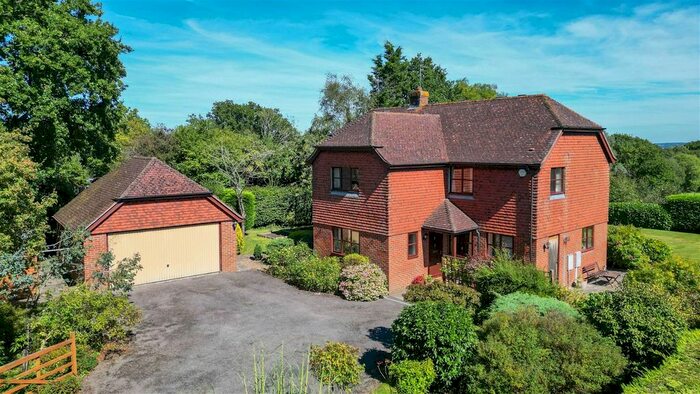 4 Bedroom Detached House For Sale In Lomas Lane, Sandhurst, Cranbrook, TN18