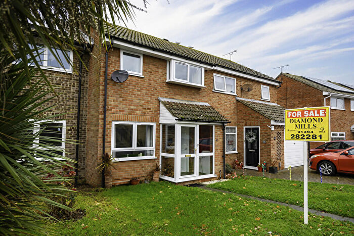 3 Bedroom Terraced House For Sale In Chelsworth Road, Felixstowe, IP11