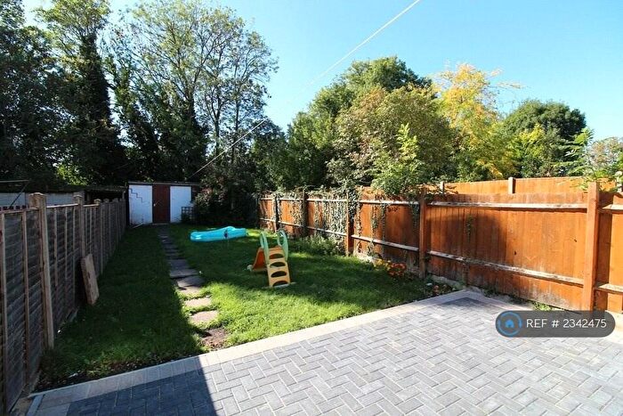 3 Bedroom End Of Terrace House To Rent In Glencoe Road, Coventry, CV3