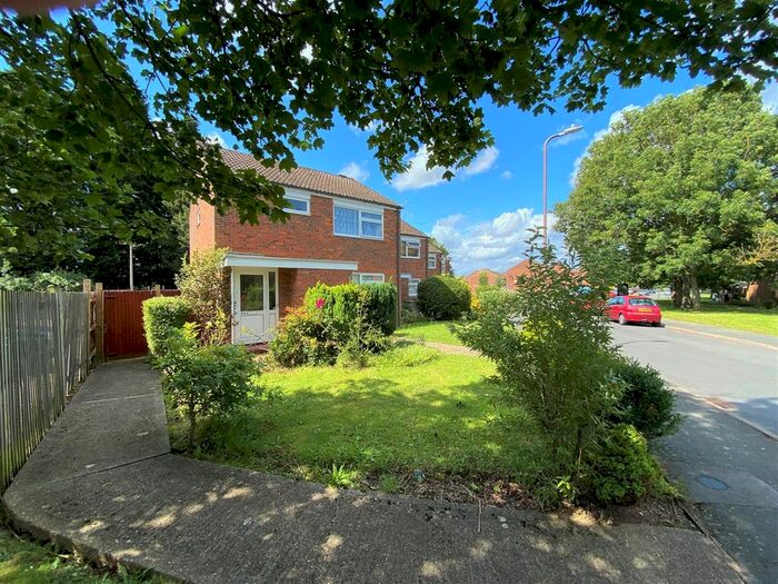 1 Bedroom Maisonette To Rent In Cogate Road, Paddock Wood, TN12