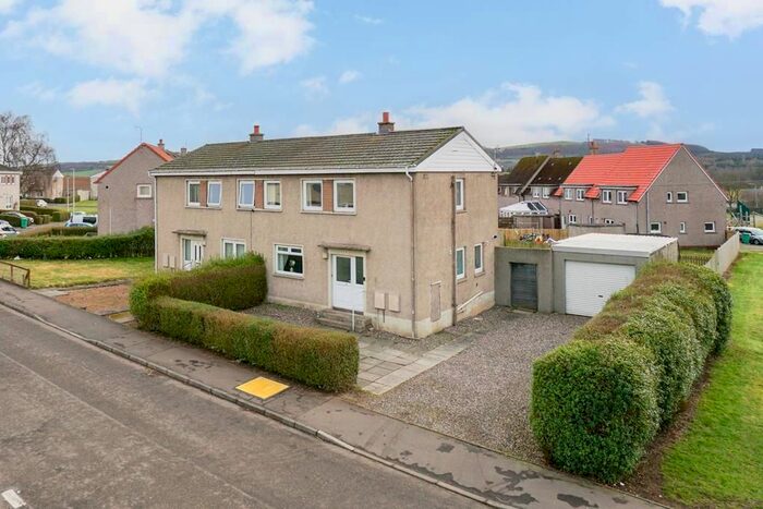 3 Bedroom Semi-Detached House For Sale In Crawley Crescent, Springfield, Cupar, KY15
