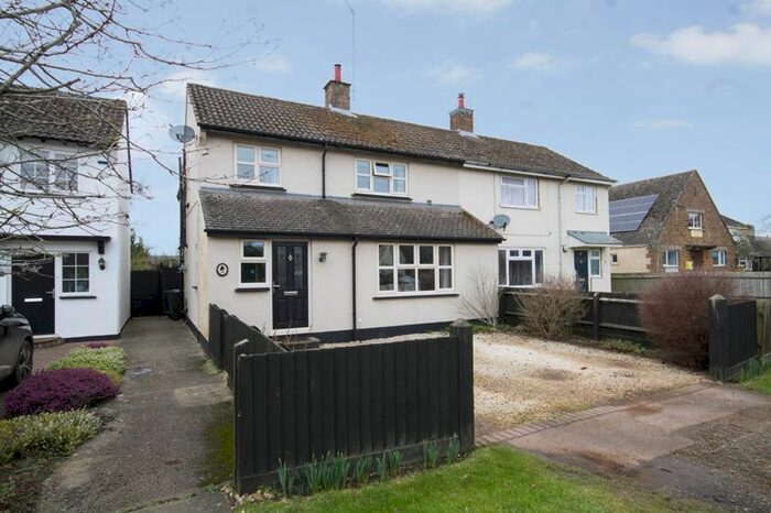 4 Bedroom Semi-Detached House For Sale In Marston St. Lawrence, Banbury, OX17