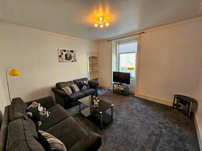 1 Bedroom Flat To Rent In Nellfield Place, City Centre, Aberdeen, AB10